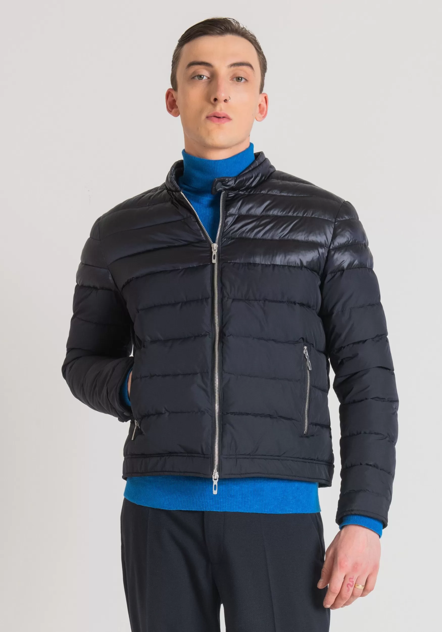 Clearance Antony Morato Jacke Regular Fit Aus Nylon Mit Details Aus Funktionsgewebe Blue Ink