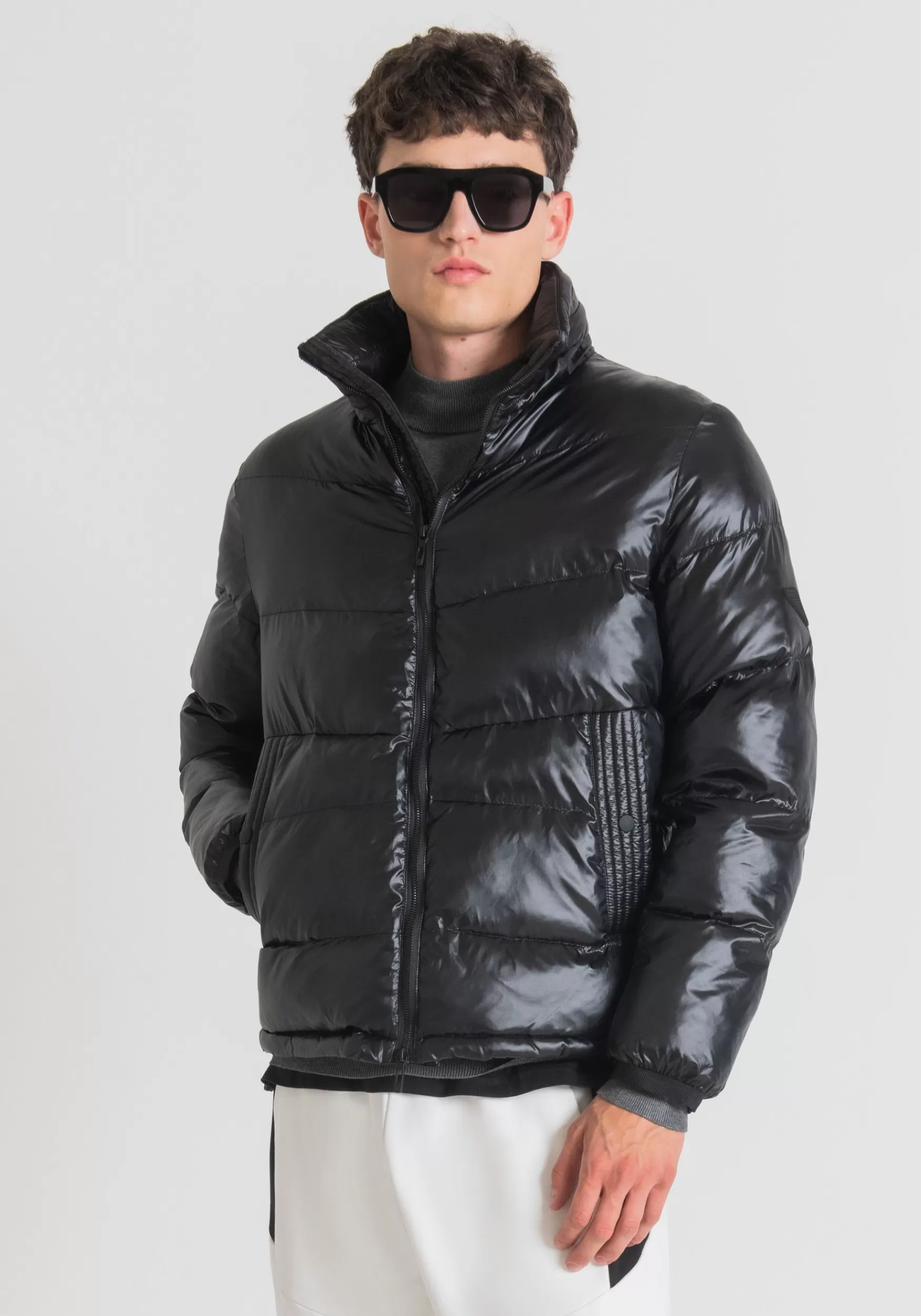 Best Antony Morato Jacke Regular Fit Mit Umweltfreundlicher Wattierung Mit Changierendem Effekt Schwarz