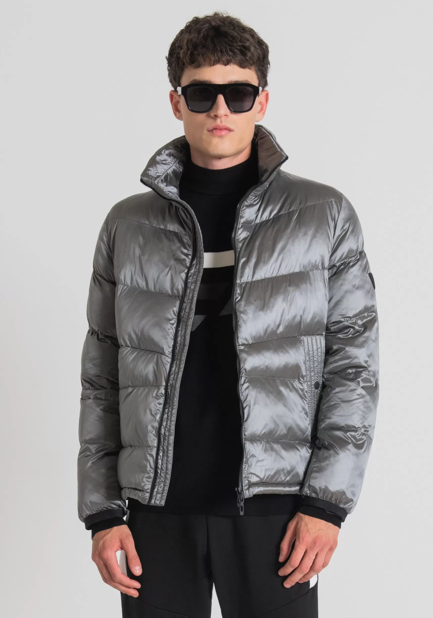 Fashion Antony Morato Jacke Regular Fit Mit Umweltfreundlicher Wattierung Mit Changierendem Effekt Stahlgrau