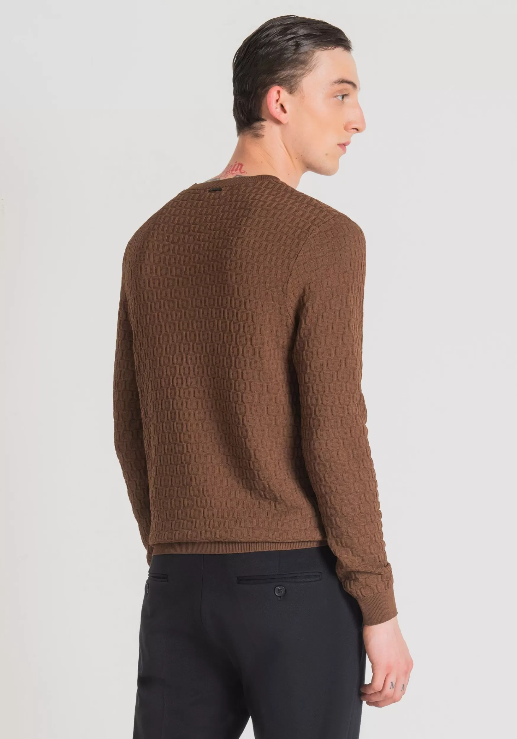 Flash Sale Antony Morato Pullover Mit Rollkragen Regular Fit Aus Viskose-Jacquard-Mischgarn Mit Wabenmuster Dunkel Camelfarben