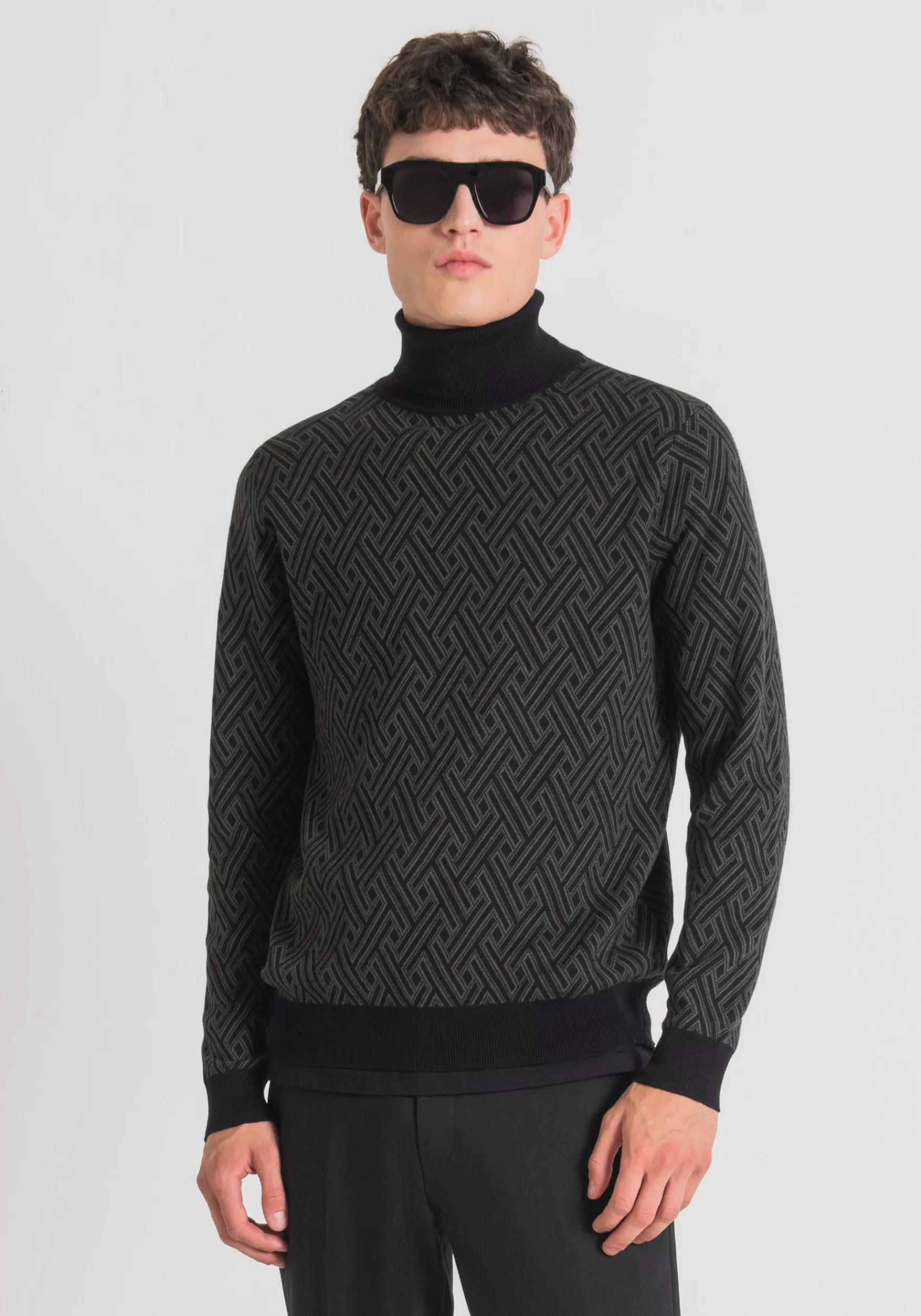 Shop Antony Morato Pullover Regular Fit Aus Reiner Baumwolle Mit Geometrischem Muster Military