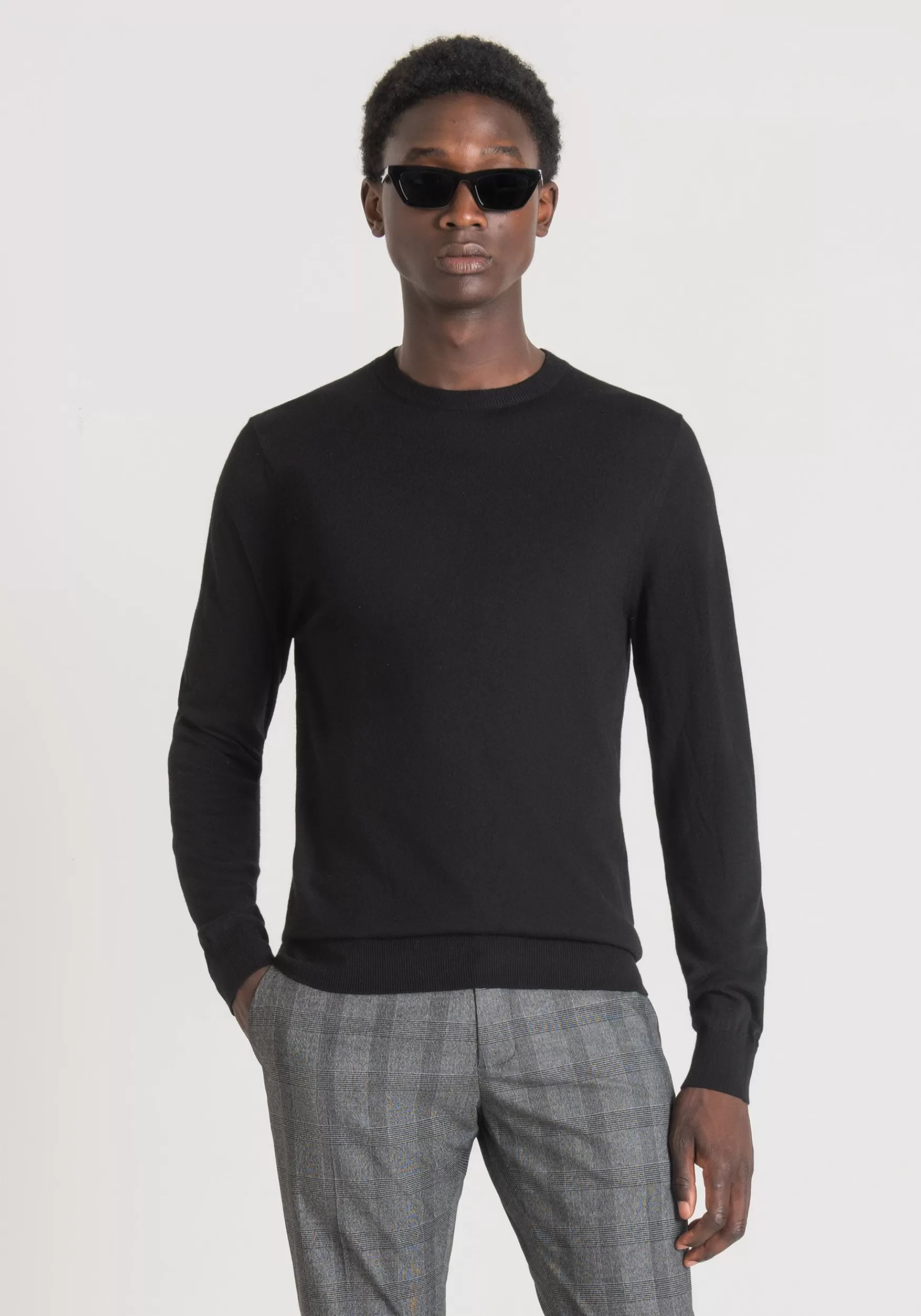 Shop Antony Morato Pullover Regular Fit Aus Weichem Einfarbigem Mohair-Wollmischgarn Schwarz