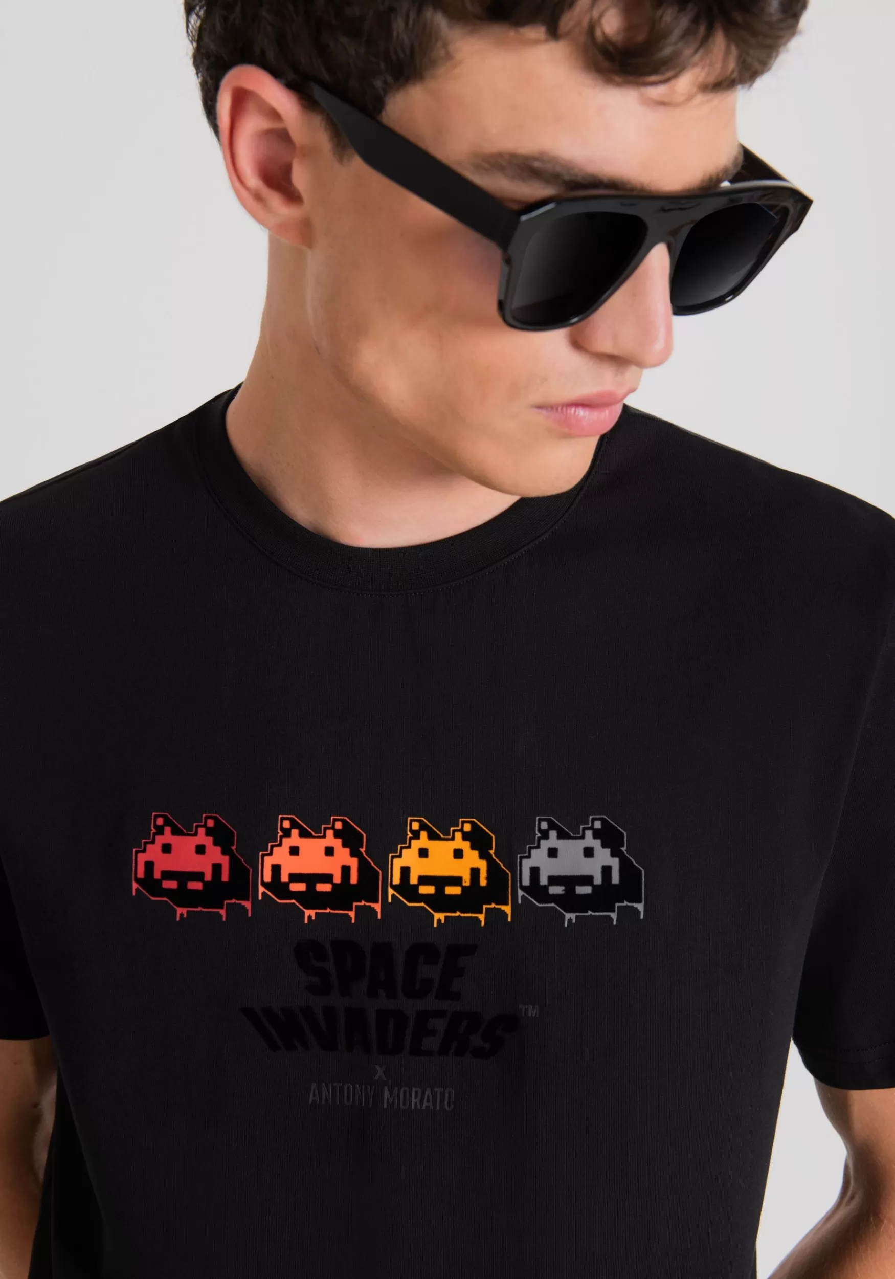 Clearance Antony Morato T-Shirt Regular Fit Aus 100 % Baumwolle Mit Space Invaders-Print Schwarz