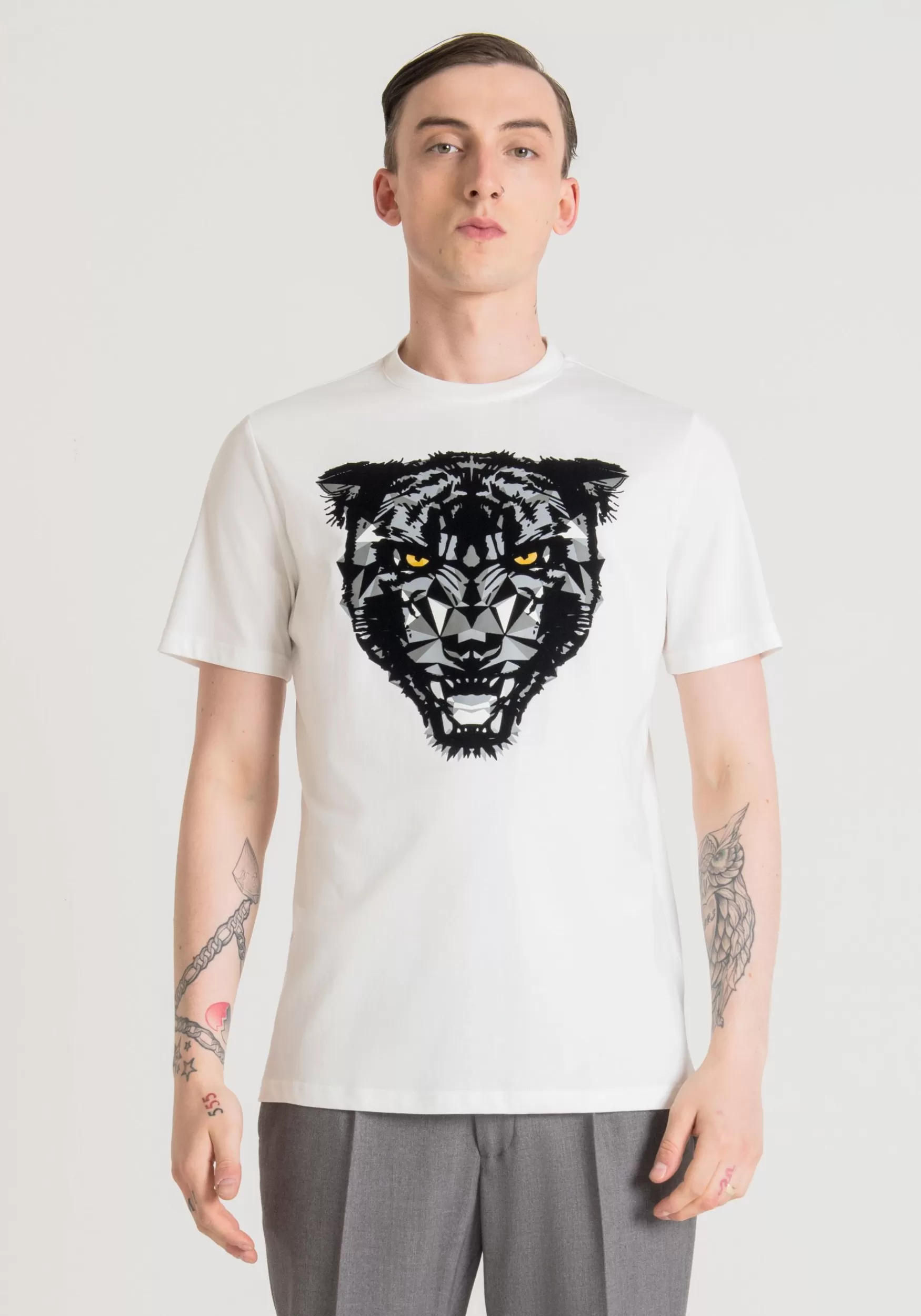 Best Antony Morato T-Shirt Regular Fit Aus 100 % Weicher Baumwolle Mit Panther-Print Creme