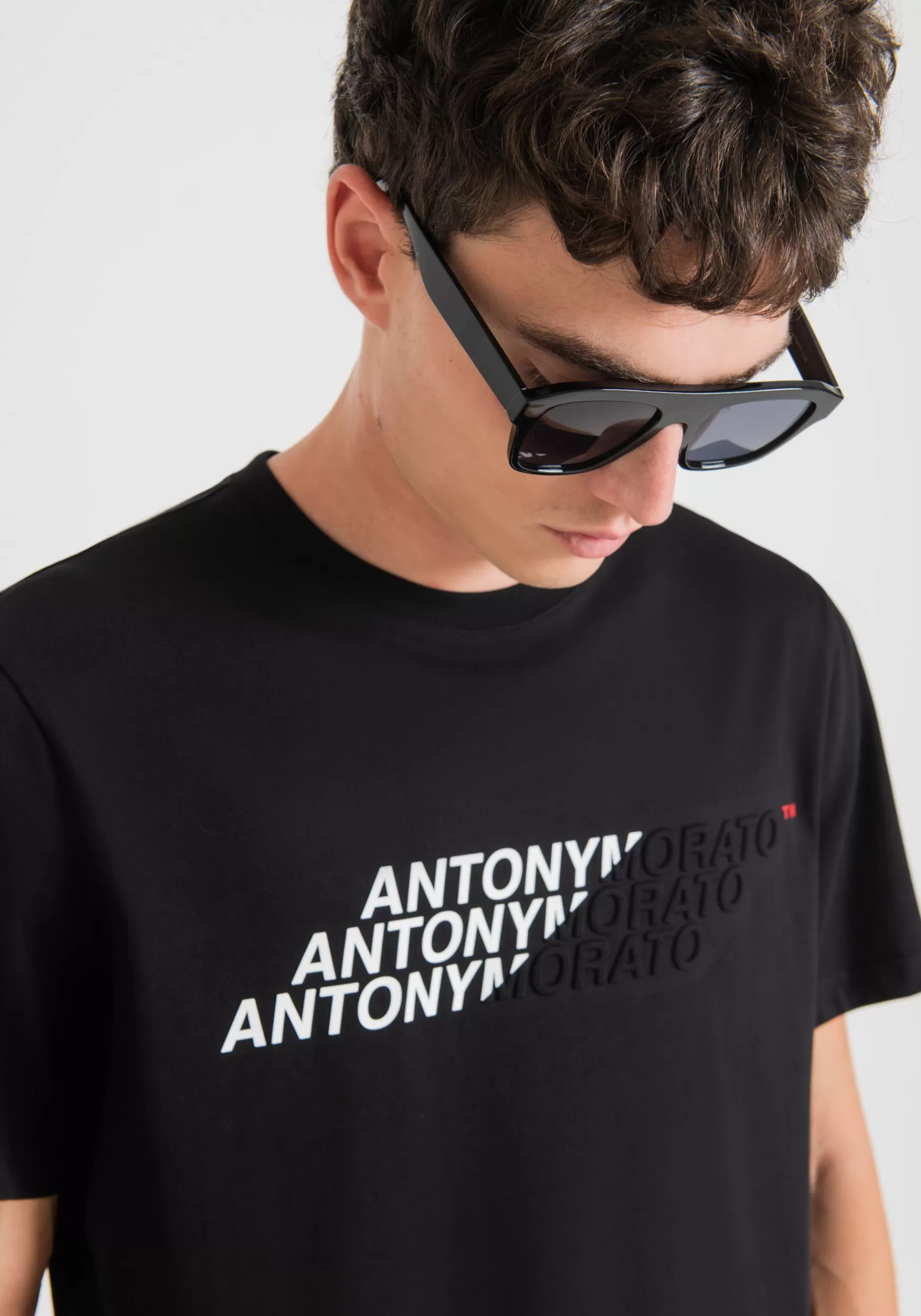 Outlet Antony Morato T-Shirt Regular Fit Aus Baumwolle Mit Gummiertem Logo-Print Schwarz