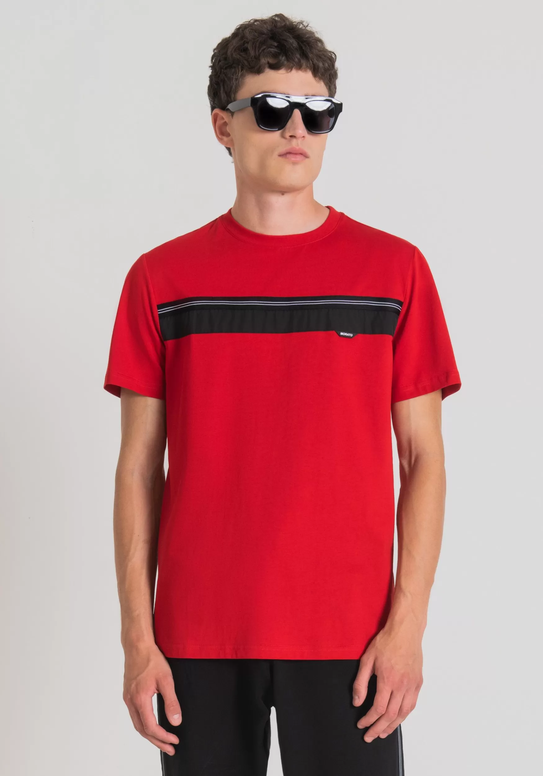 Store Antony Morato T-Shirt Regular Fit Aus Weicher Baumwolle Mit Kontrastierendem Band Rot