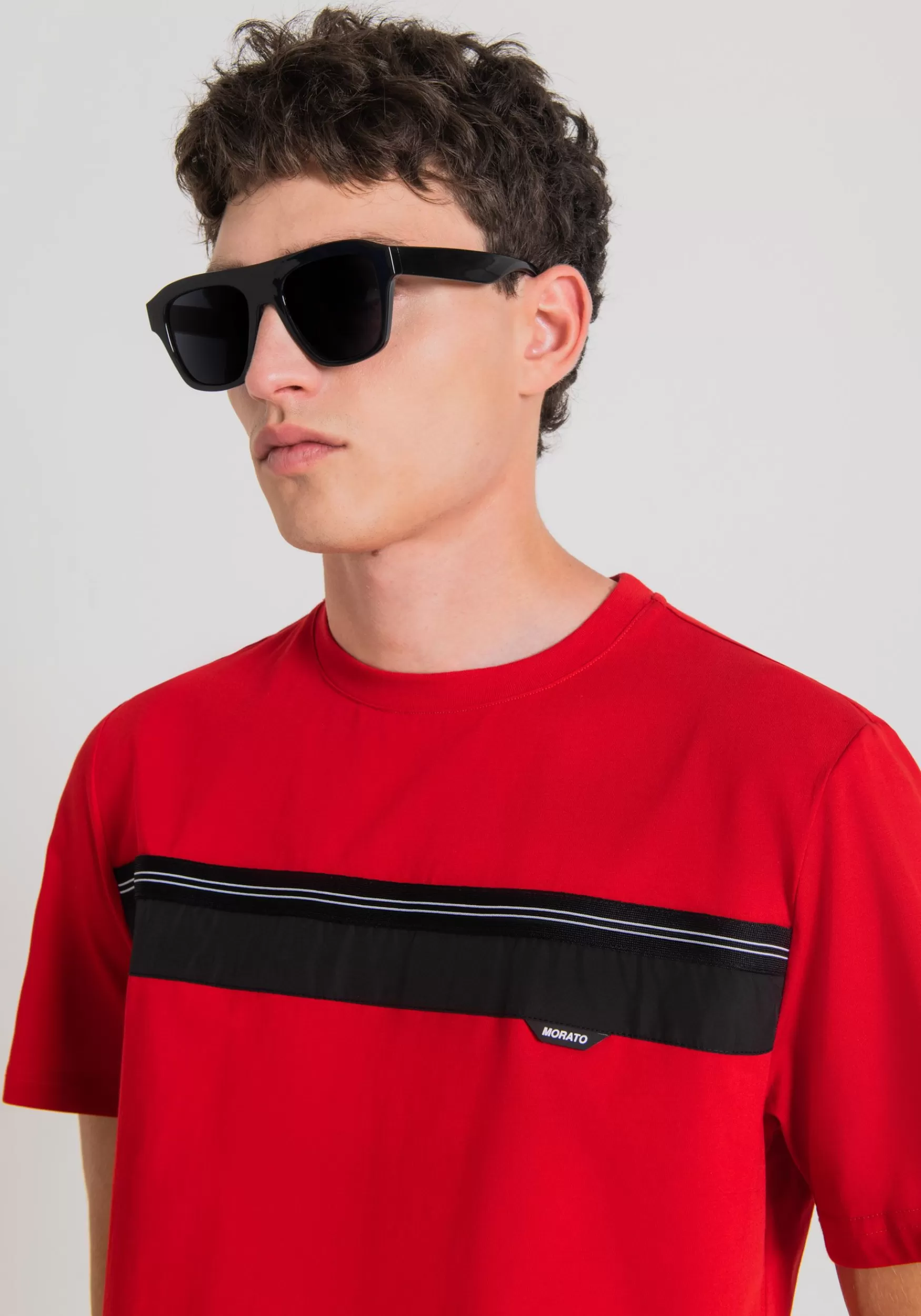 Store Antony Morato T-Shirt Regular Fit Aus Weicher Baumwolle Mit Kontrastierendem Band Rot